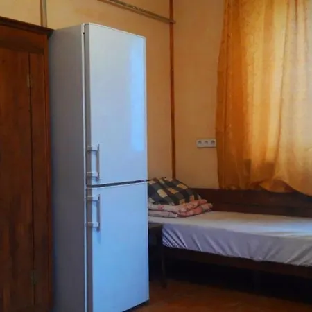 райский сад Hostel *