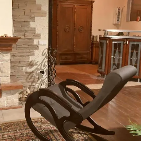 райский сад Hostel *